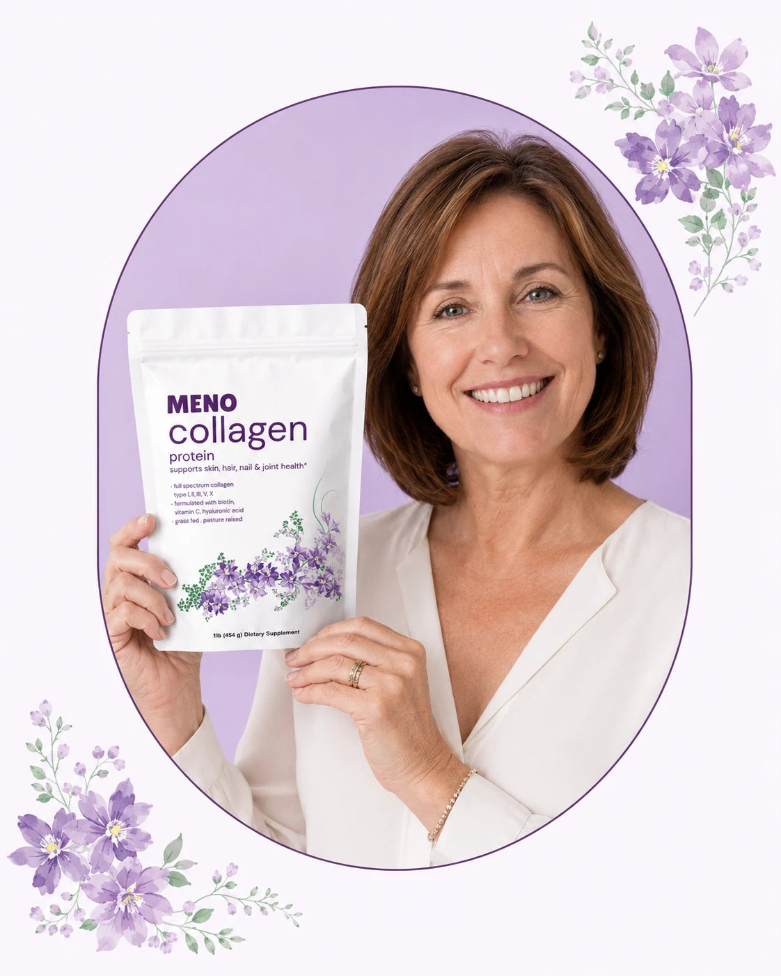 Woman holding a Menocollagen pouch